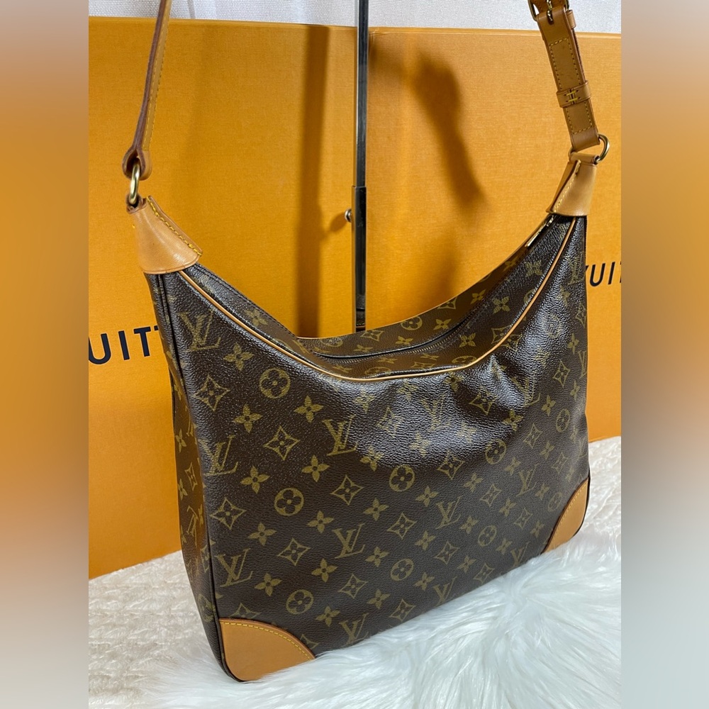 🌸MONOGRAM BOULOGNE 35 SHOULDER BAG - Picture 6 of 16